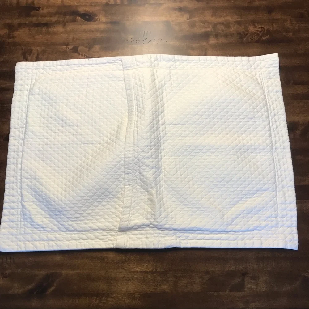Restoration Hardware Vintage-Washed Diamond Matelasse Standard pillow sham White